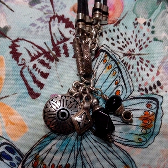 BRIGHTON Toggle closure with charms on multi leather cord - Picture 2 of 4